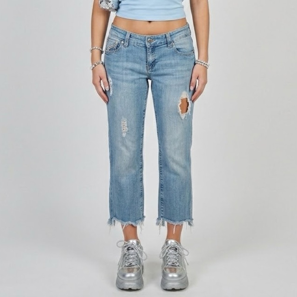 Ariya Distressed Y2K Cropped Jeans